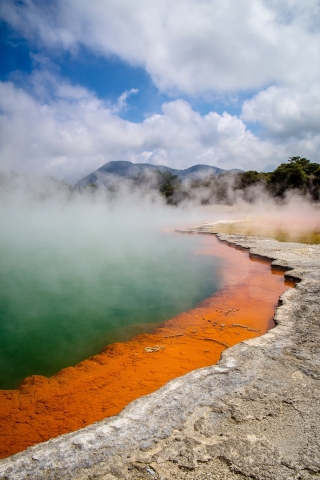 Picture of Champagne Pool Eruption